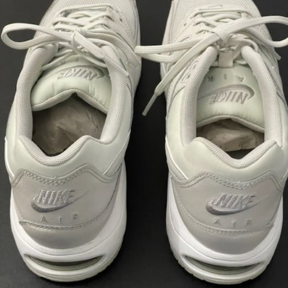 Nike Shoes - Women's Nike Air Max Shoes Size 11 | NWOT